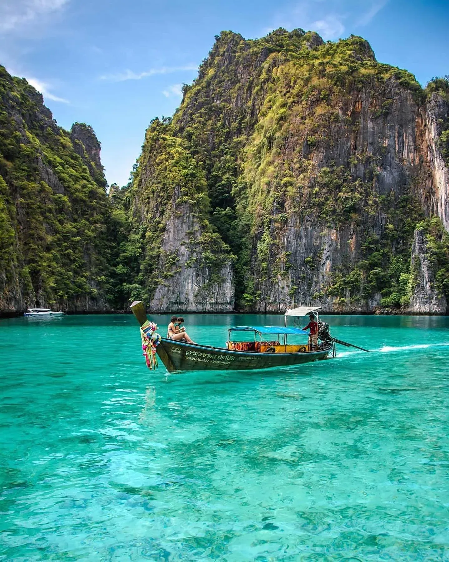Going to Ha Long Bay with Go Southeast Asia was the best decision of your life