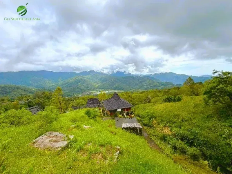 Kelimutu Ecolodge - simple comfort surrounded by nature