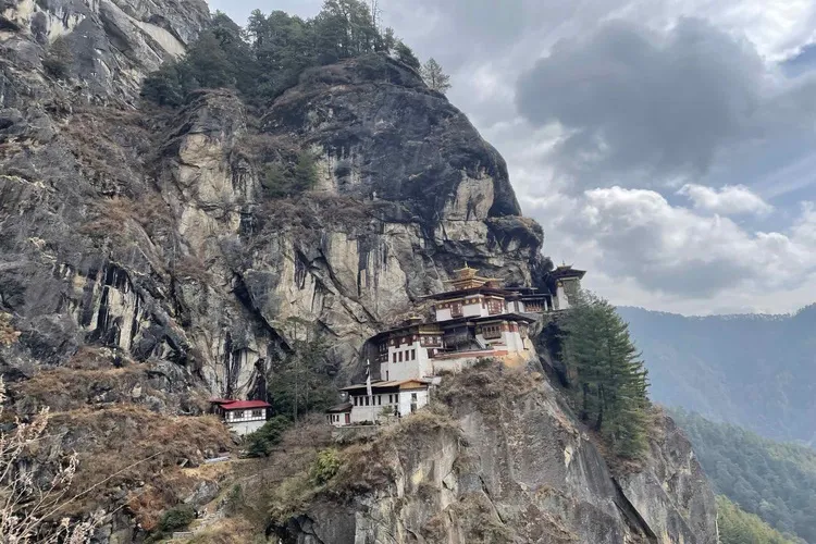 Discover Bhutan: A Hidden Gem in the Himalayas