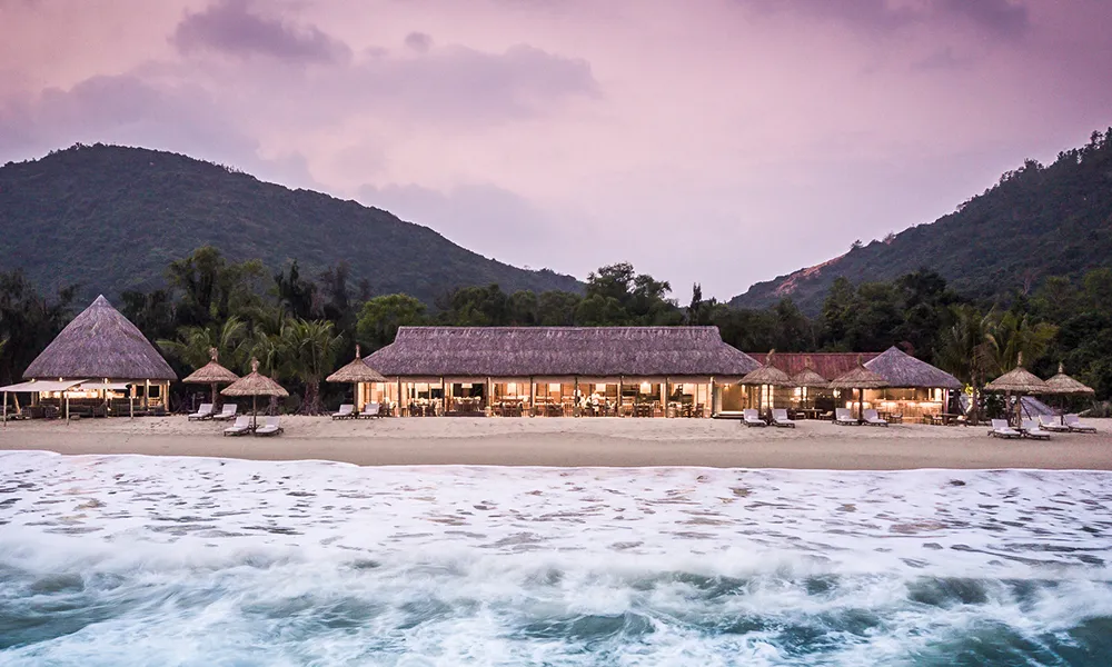 Zanier Bai San Ho - Where Seclusion Becomes Family Connection