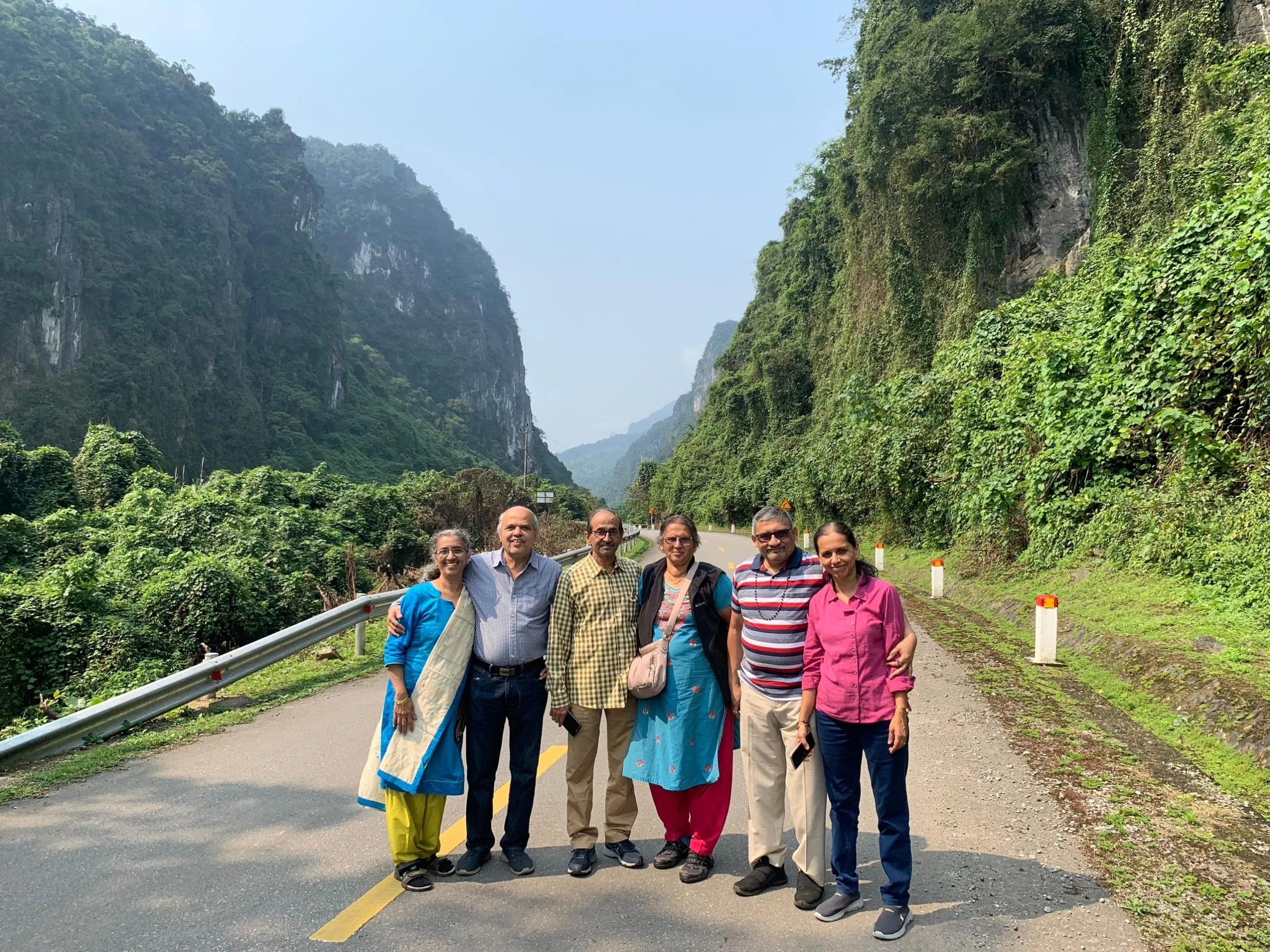 Dr-Pravin-Mulay-and-group