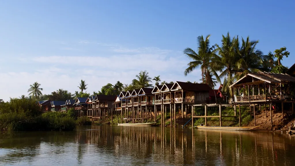 5 days southern laos pakse - champasak - 4000 islands