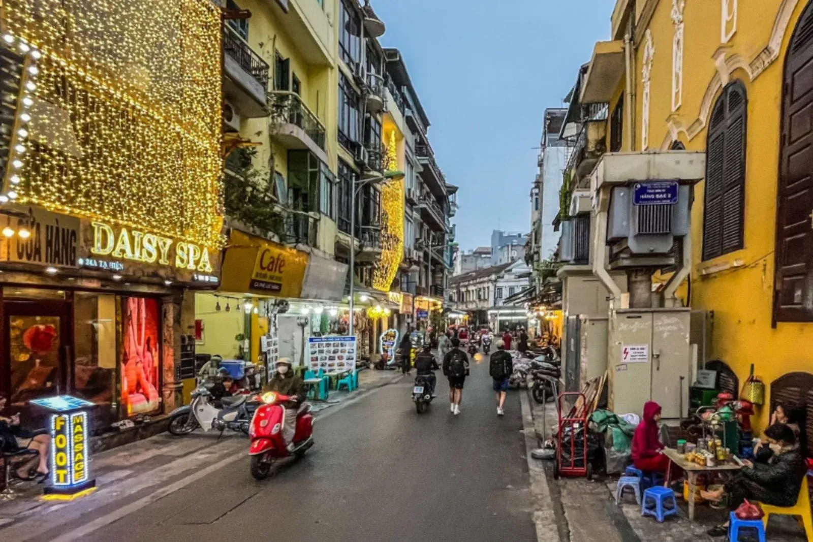 Local life in Hanoi Old Quarter