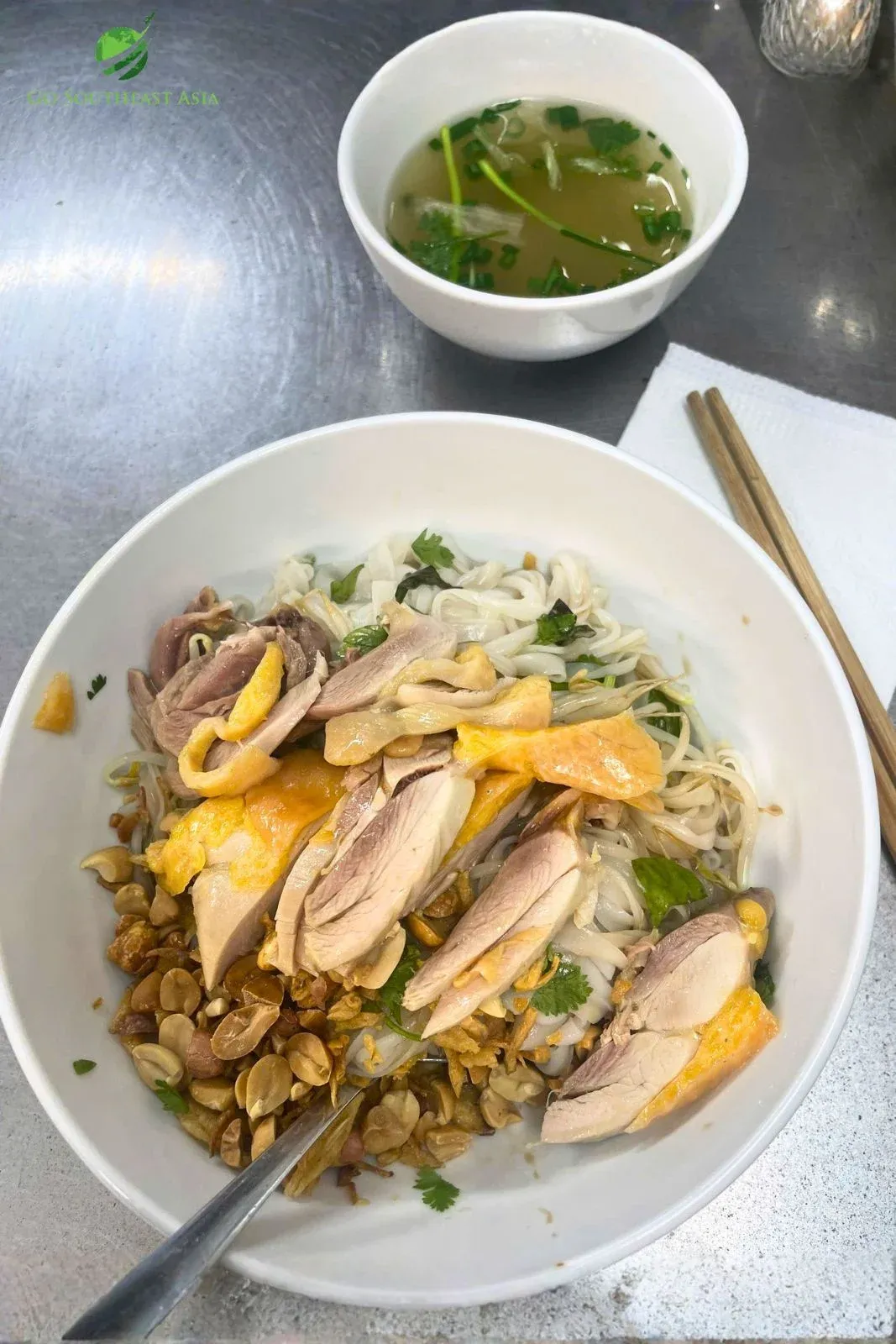 Mixed chicken pho