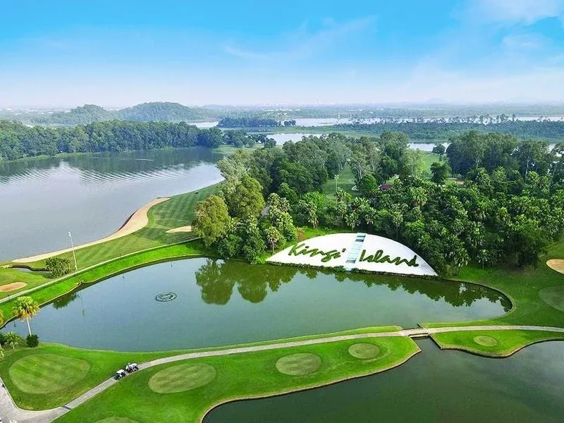 /storage/photos/2/tour-viet-nam/vietnam-luxury-golf-cultural-journey-15-days-of-championship-golf-heritage-coastal-elegance/king-island-golf-1_1781328101_FkjLNh5Y.webp