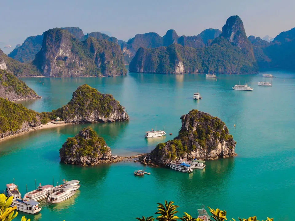 A Glance Of North Vietnam 5 Days